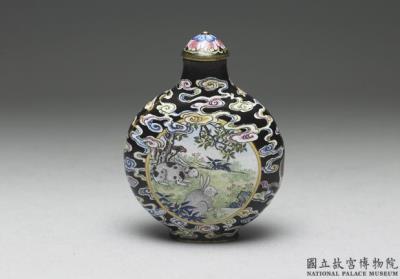 图片[2]-Gilt copper snuff bottle with painted enamel rendering of multicolored clouds and rabbit design on a black ground, Yongzheng reign (1723-1735), Qing dynasty-China Archive